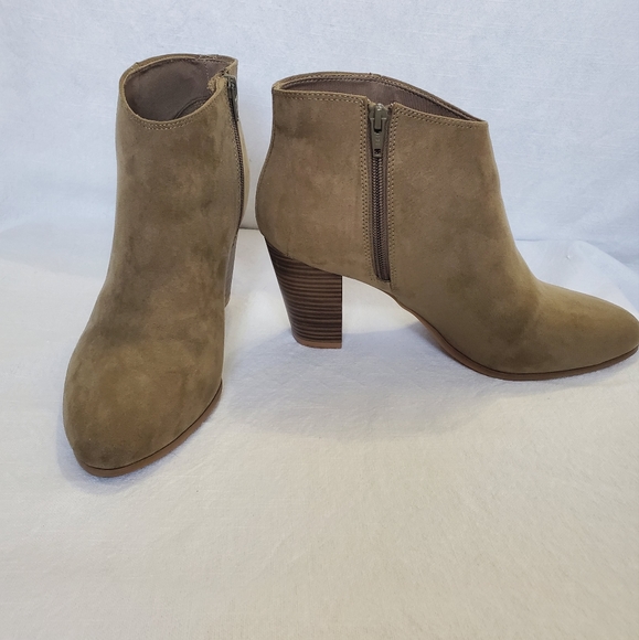 Ankle booties - light olive green - Picture 2 of 5